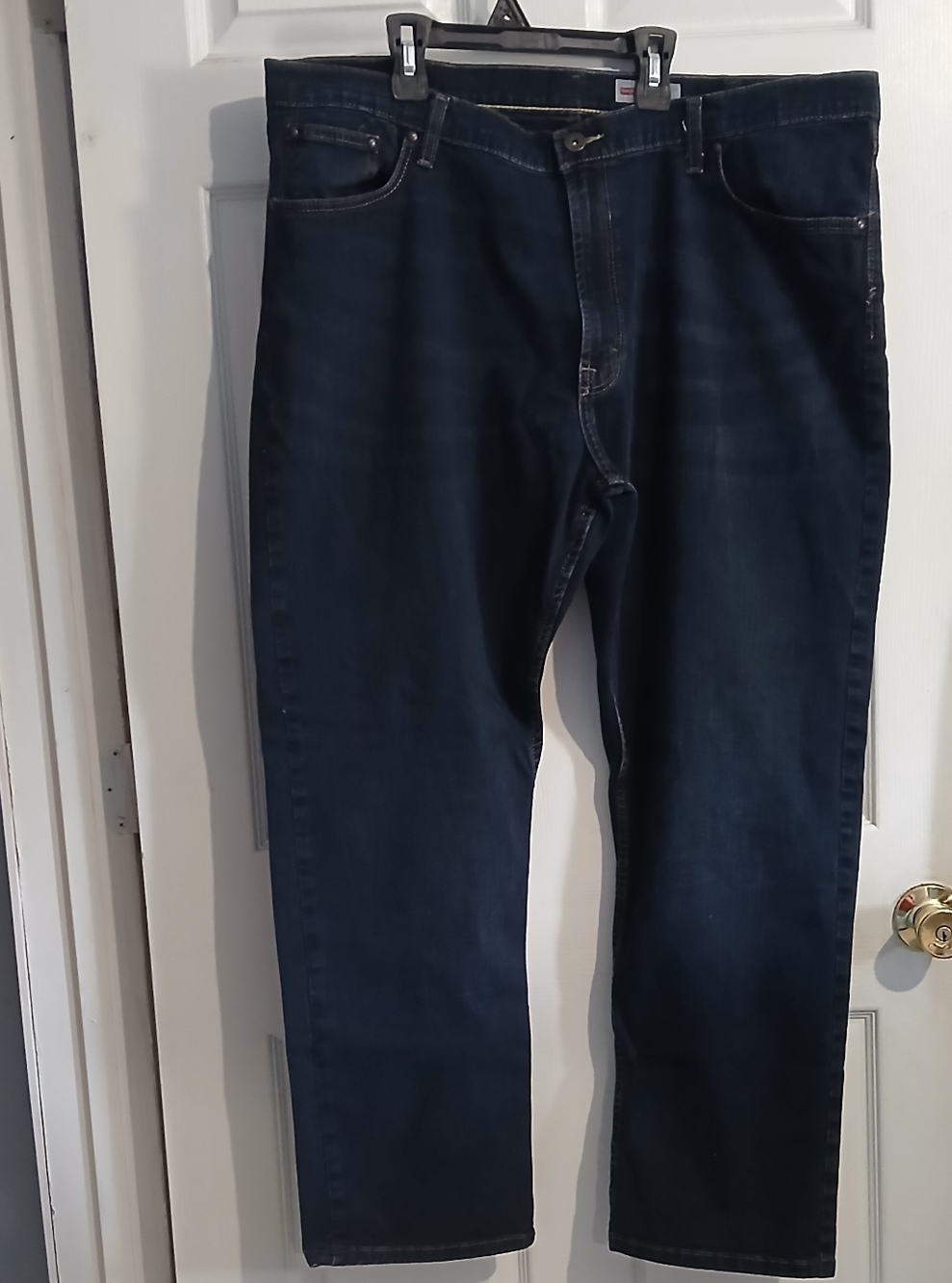 Size 42/30 Wrangler Straight Fit Dark Blue Jeans